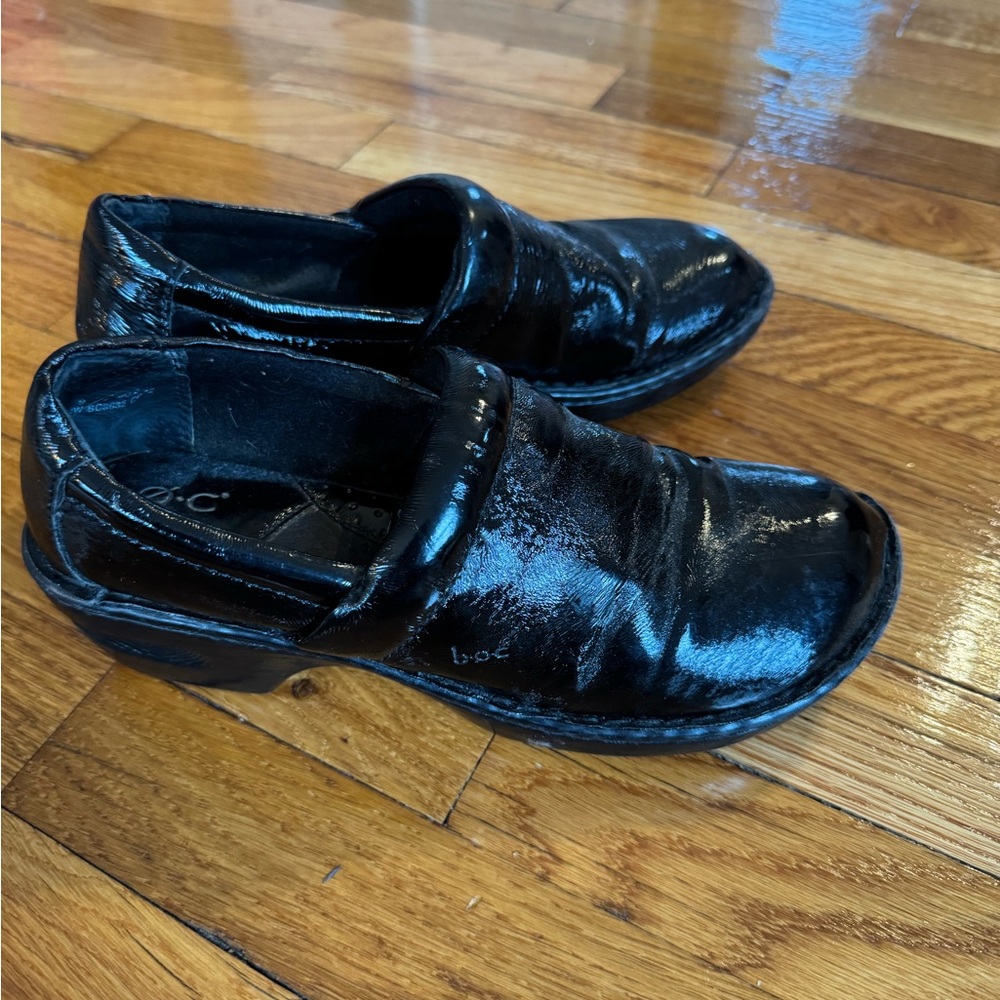 Black born shoes